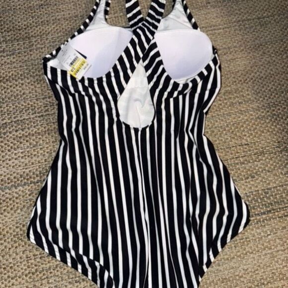 Lands' End Women's UPF 50 Full Coverage Striped High Neck Tugless One Piece Swim - Picture 3 of 3